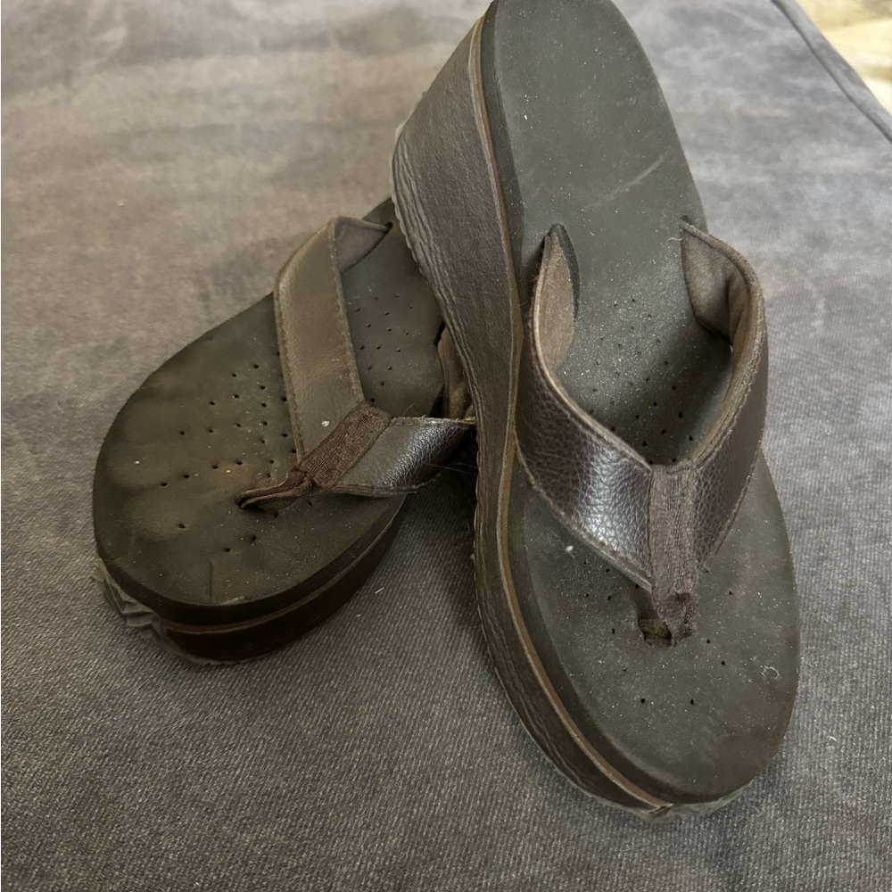sandals